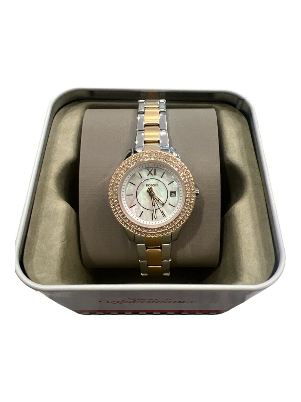 Fossil Scarlette ES5138 Women’s Watch Two-Tone Silver Gold Crystal Bezel (NWOT)